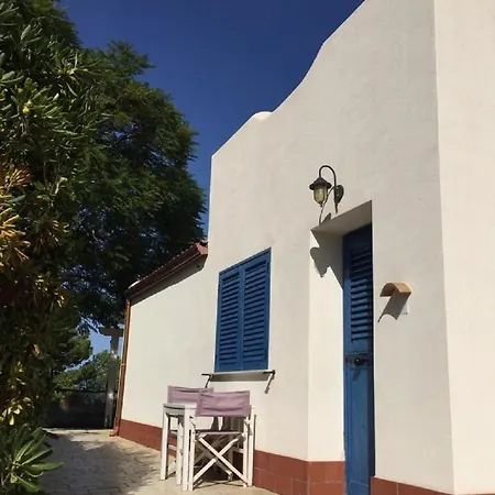 Ξενοδοχείο με διαμερίσματα Petruso Balestrate
