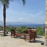 Aparthotel Villaggio Petruso 3*