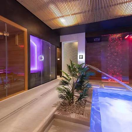 Petruso Apartahotel 3*