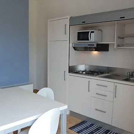 Lägenhetshotell Petruso E 3*
