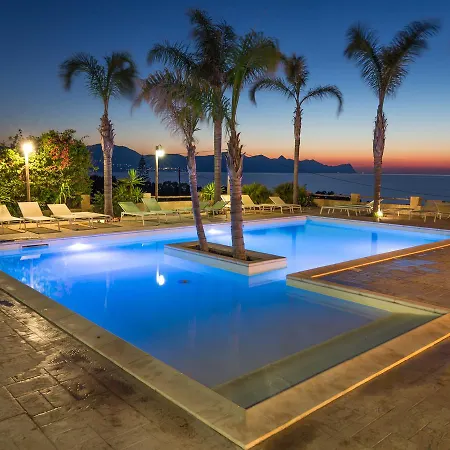 Apartahotel Petruso 3*
